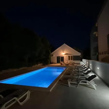 Villa Verdi Biograd Na Moru